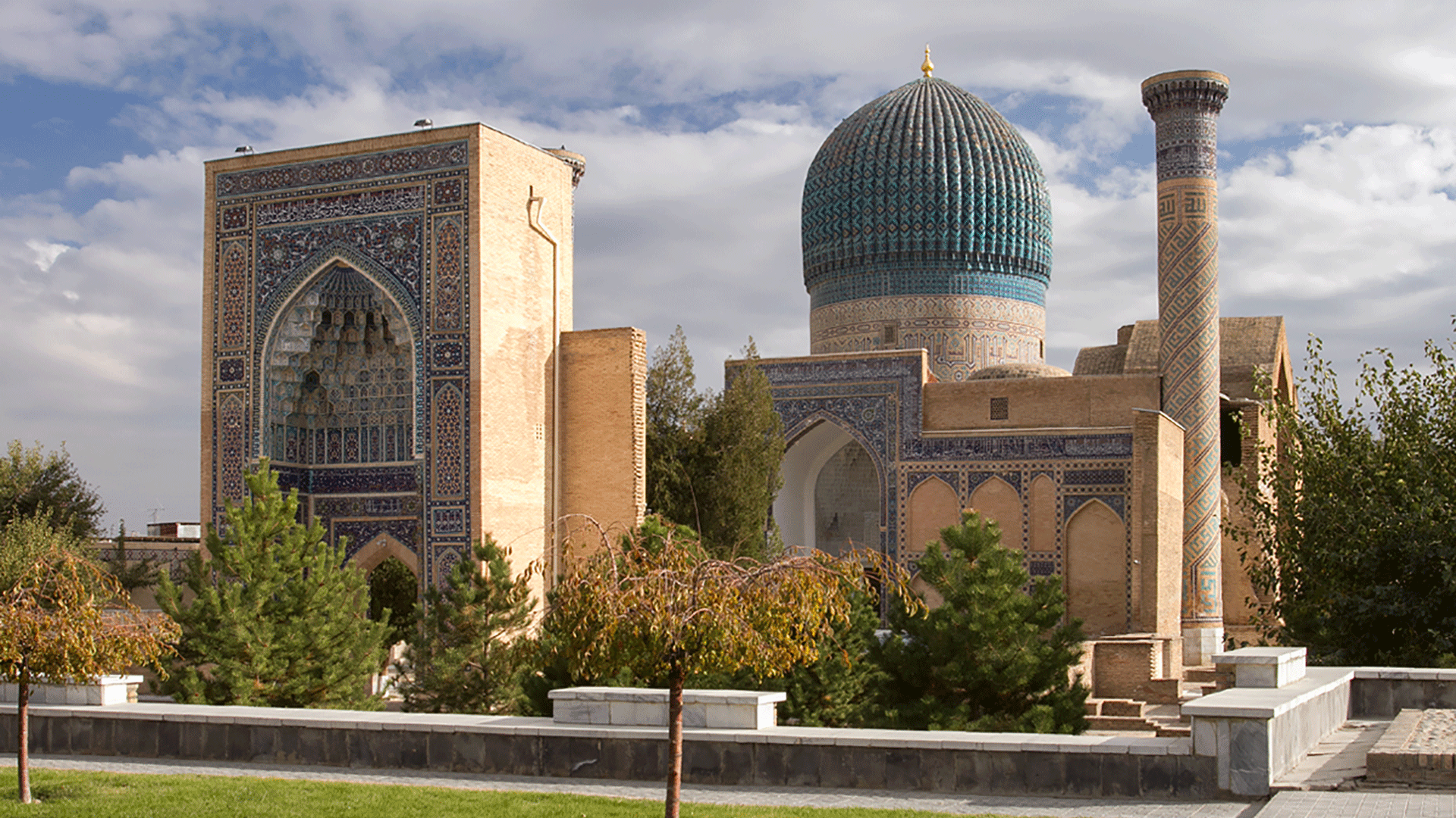 Current aspects of digitalization in Uzbekistan